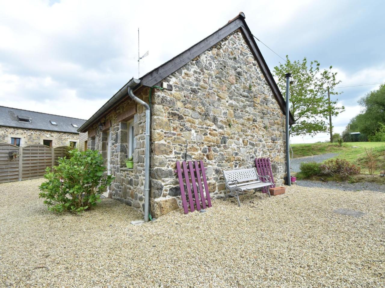 Breton Stone House In Saint Gilles Les Bois Villa Exteriör bild